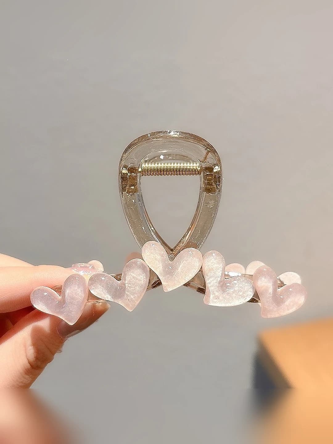 2# Light pink heart clip