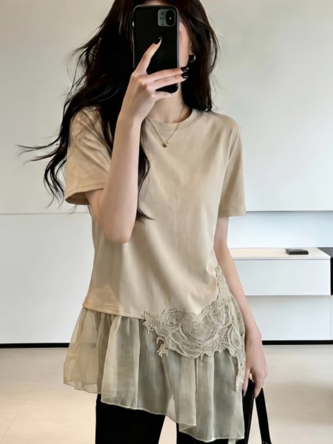 Women's plus size t-shirt with lace, slimming, loose fit, short sleeve, summer, crew neck, solid colour