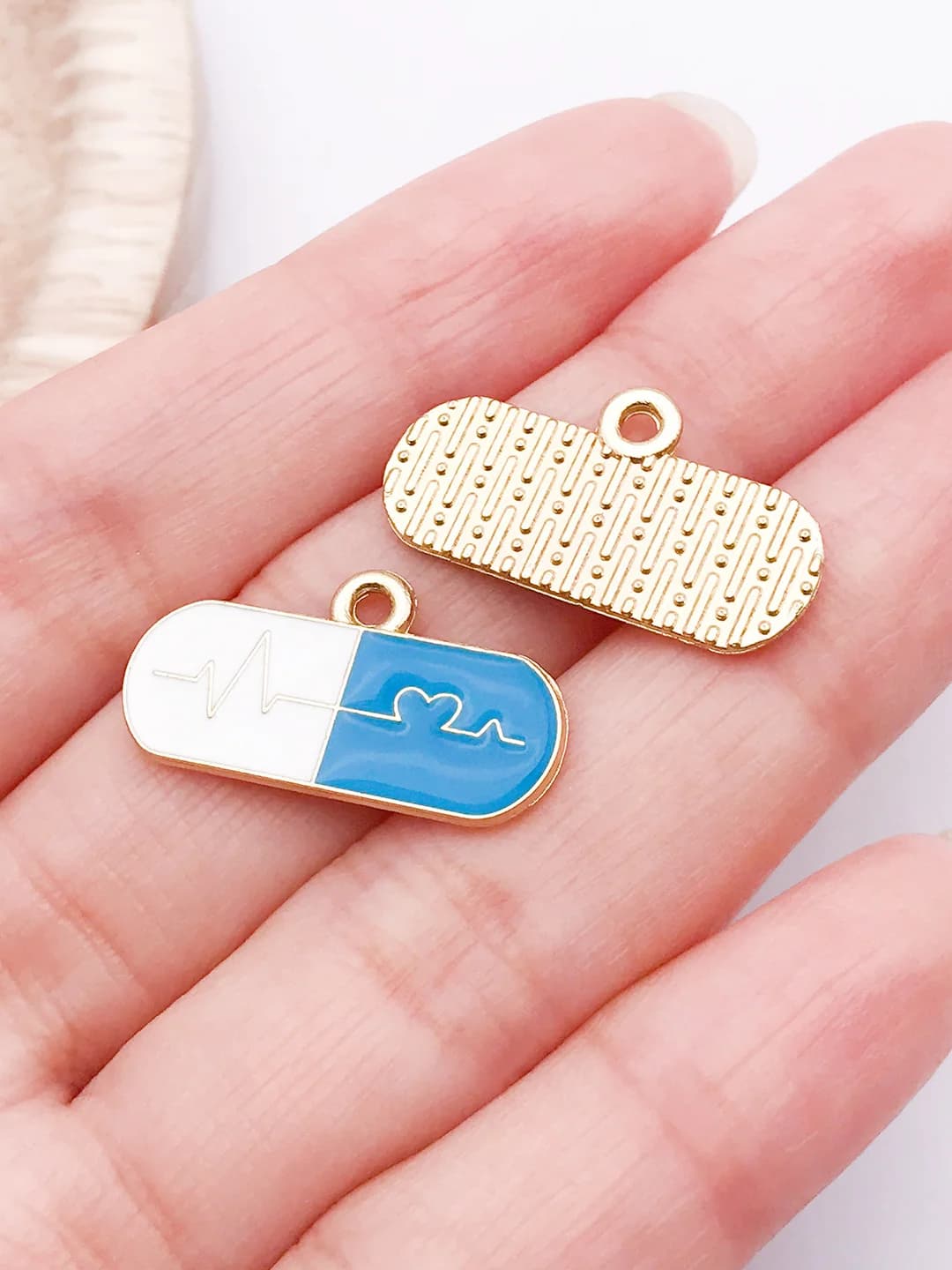 Blue pill 23x12mm