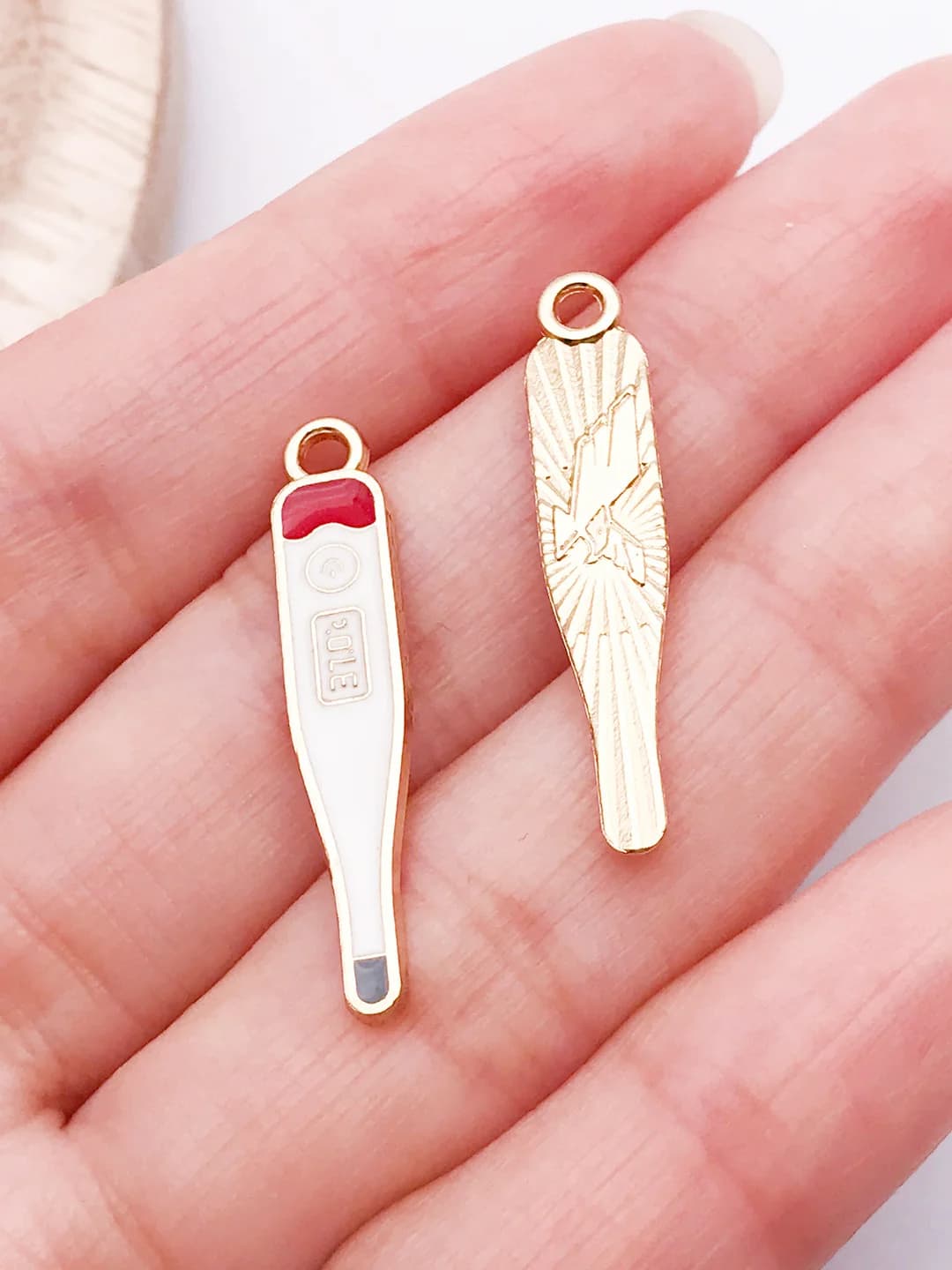 White thermometer 30x6mm