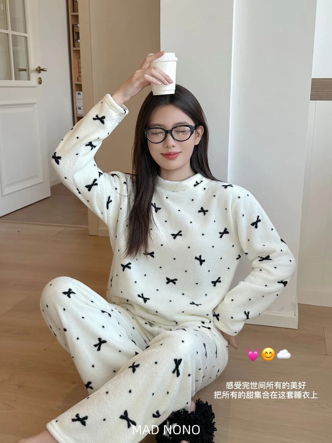 Polka dot bow