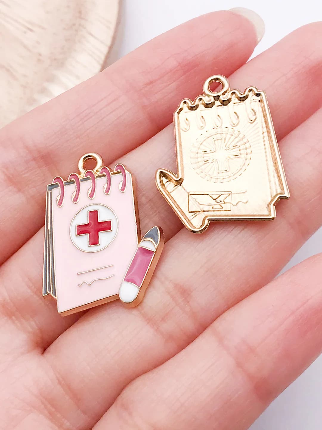 Pink pen and case notebook 25x19mm