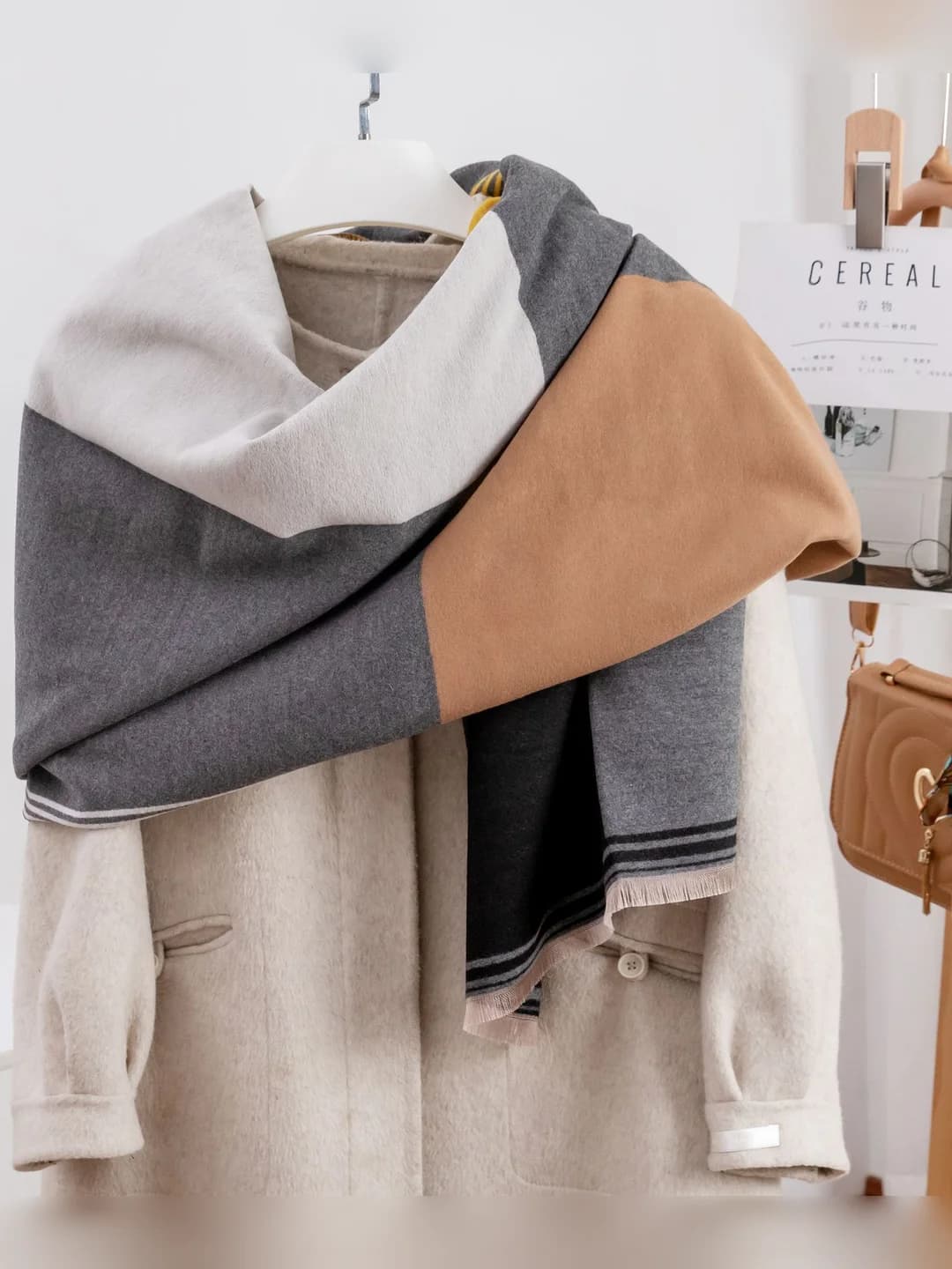 Women's reversible large scarf, Korean style, colour blocks, autumn-winter, thickened and warm, 71%–80% polyester
