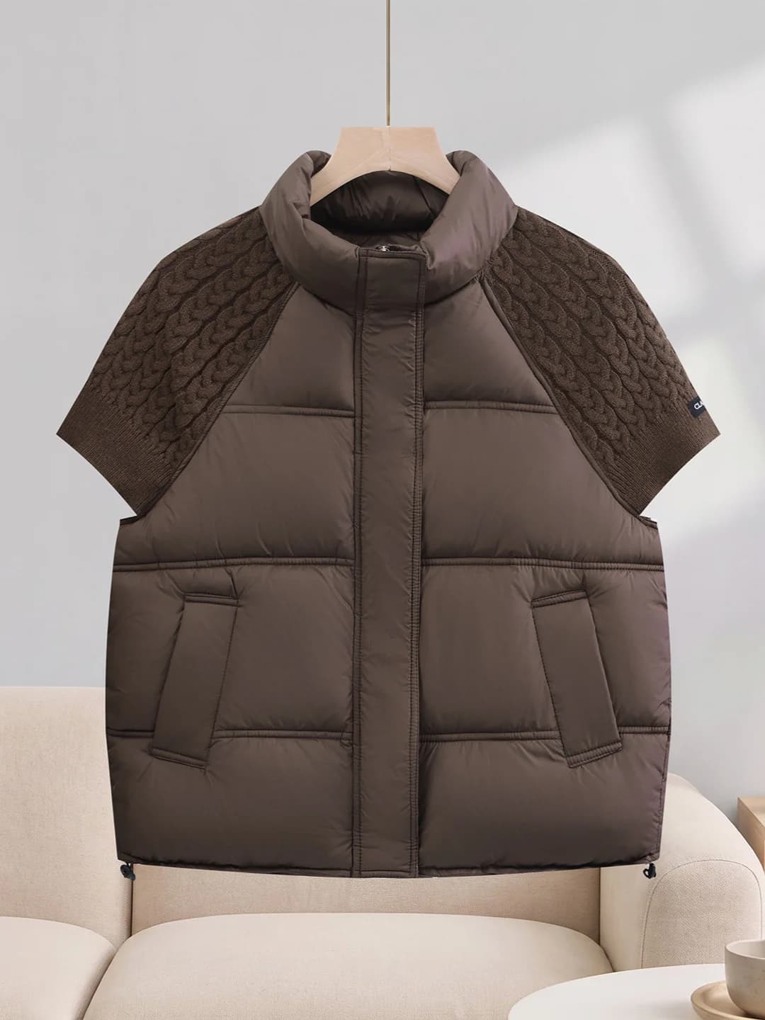 Women's padded vest: short-sleeve style, knit patchwork, retro, stand collar, loose fit, worn as an outer layer, solid colour, thick, zip closure, 50–65 cm length, 80–90% polyester, down-alternative filling