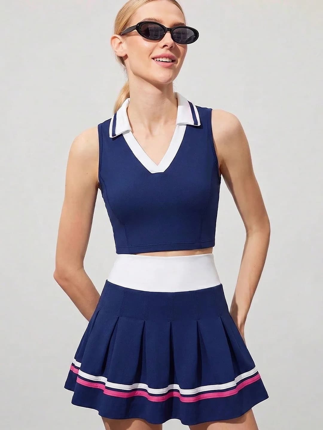 JU766 navy, top + mini skirt