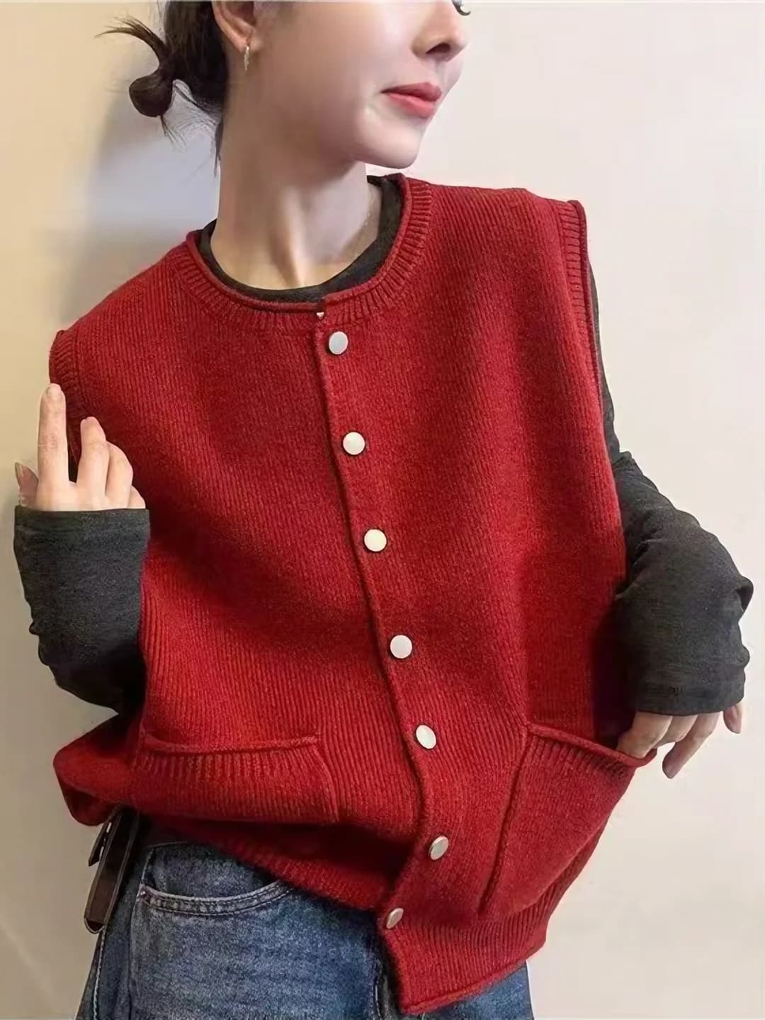 Women's sleeveless knit vest for autumn-winter, ultra-soft, for layering, Korean style