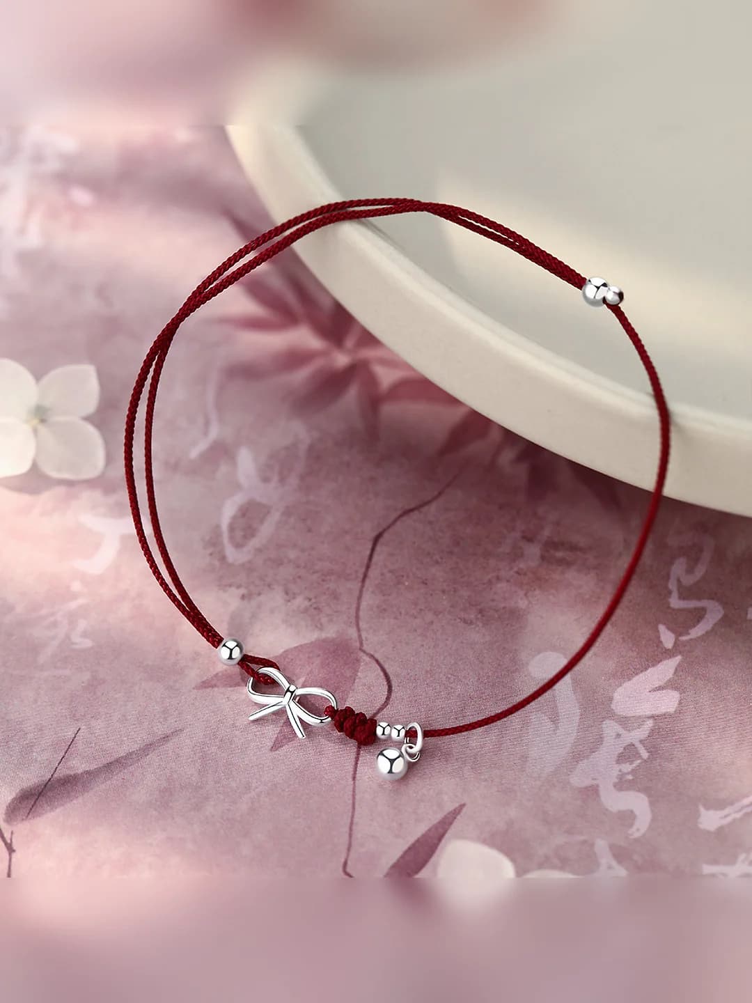 Kapalakli oyoq zanjiri, kumush