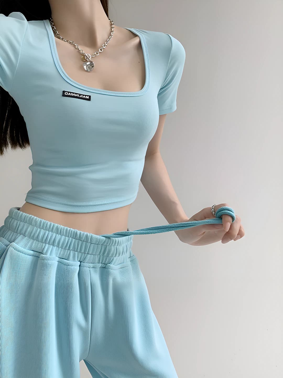 Women's 2026 summer short sleeve crop top, slim fit, solid colour, square neckline, exposing collarbones