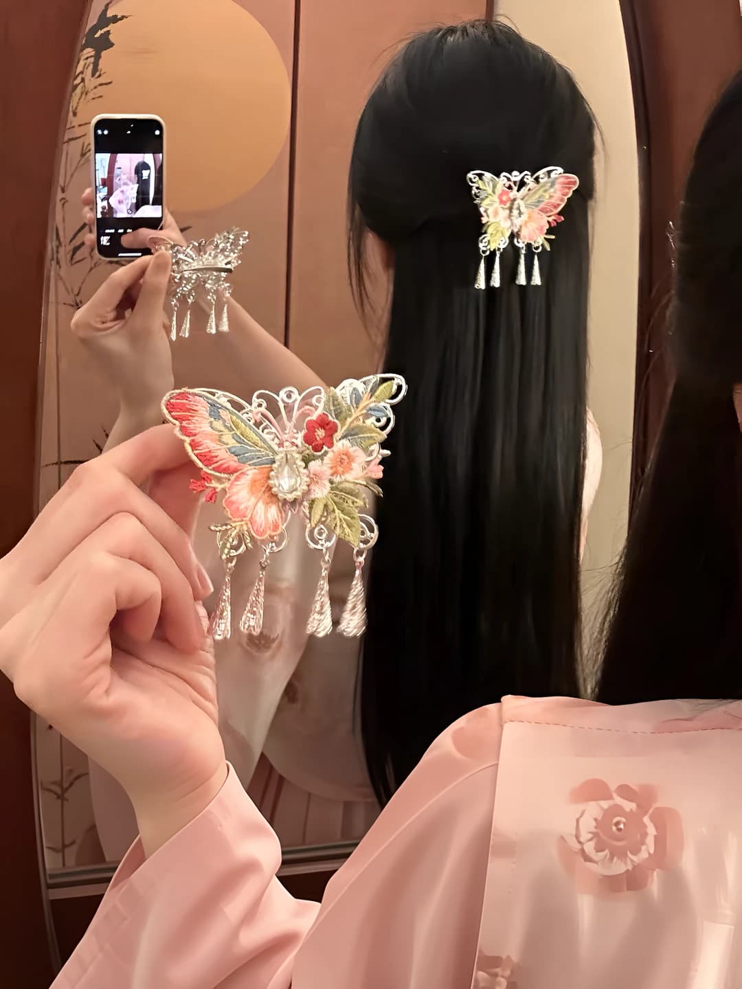 Women's 2026 handmade butterfly hair clip in modern Chinese style