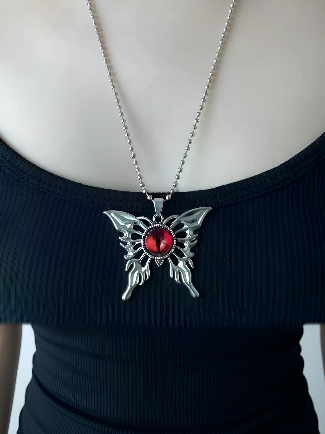 Ayollar uchun retro uslubdagi baqa shaklidagi kulon, alyojin zanjir, 31-40 sm
